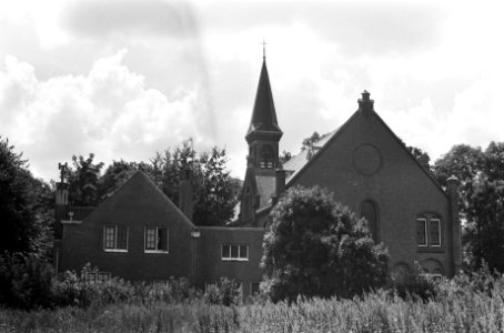 Dorpje Ruigoord (bij Halfweg) moet verdwijnen ivm uitbreiding industrieterrei, Bestanddeelnr 926-5631