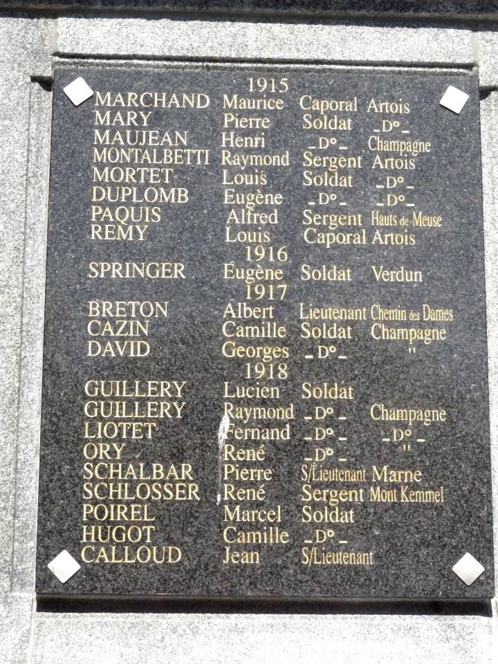 Doulaincourt, monument aux morts (06)