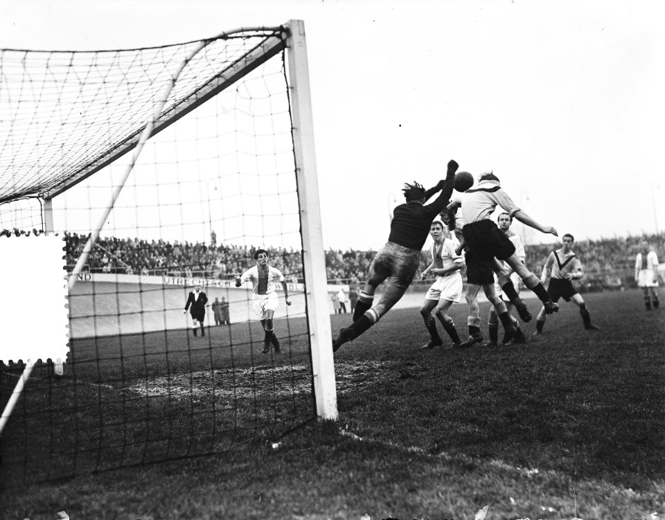 DOS tegen Ajax 0-1, Bestanddeelnr 904-8860