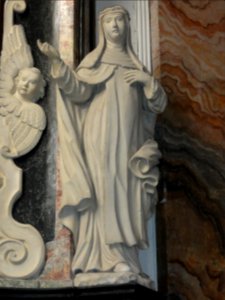 Doulaincourt, église Saint-Martin, retable de la Vierge, detail, statue d'une sainte
