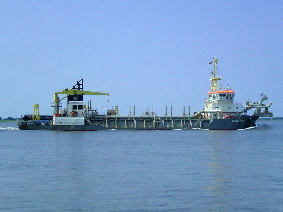 Dredger Crestway 2011-07-12 (1)
