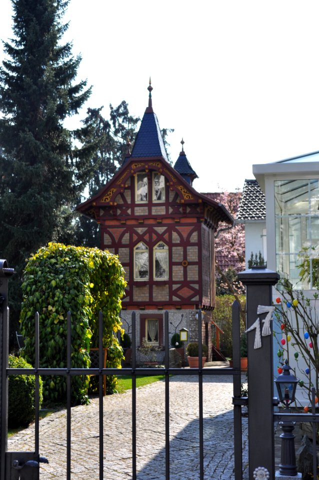 Dornholzhausen, Lindenallee 17, Nebengebäude