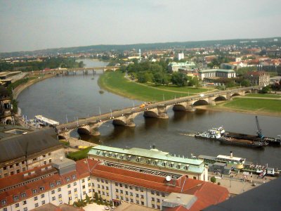 Dresden Blick von der Frauenkirche auf die Augustusbrücke