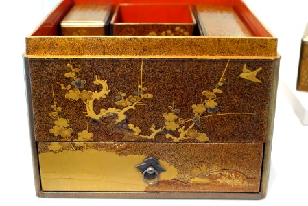 Drawered Handbox with Four-Season Motif and Interior Cosmetic Boxes with Scrolling Floral Designs, view 3, Japan, early Edo period, lacquered wood - Arthur M. Sackler Museum, Harvard University - DSC01115