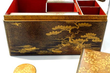 Drawered Handbox with Four-Season Motif and Interior Cosmetic Boxes with Scrolling Floral Designs, view 4, Japan, early Edo period, lacquered wood - Arthur M. Sackler Museum, Harvard University - DSC01118