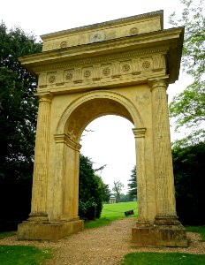 Doric Arch, Stowe - Buckinghamshire, England - DSC07419
