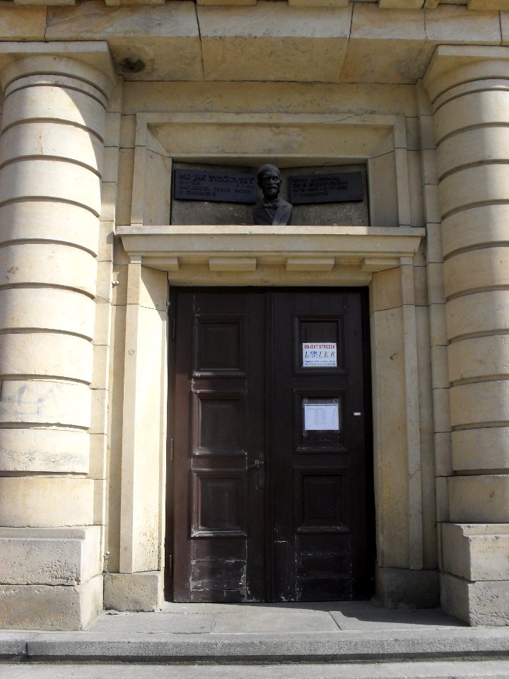 Duchcovské gymnázium C