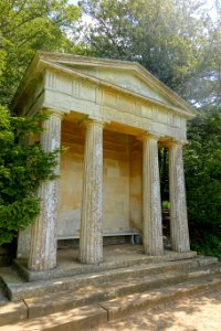 Doric Temple - Bowood - Wiltshire, England - DSC00590