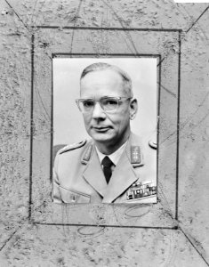 Duitse generaal Ulrich de Maziere (General-inspecteur der Bundeswehr), Bestanddeelnr 919-5625