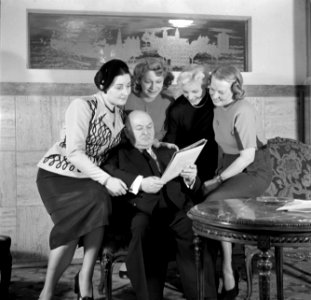 Duitse cabaretier en componist Rudolf Nelson (April 4, 1878—Februari 5, 1960) en, Bestanddeelnr 252-0242