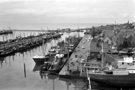 Duizend jaar Urk. Overzicht haven, Bestanddeelnr 921-3666