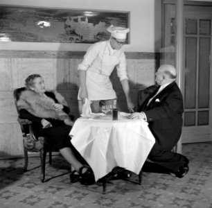 Duitse cabaretier en componist Rudolf Nelson (April 4, 1878—Februari 5, 1960) en, Bestanddeelnr 252-0250