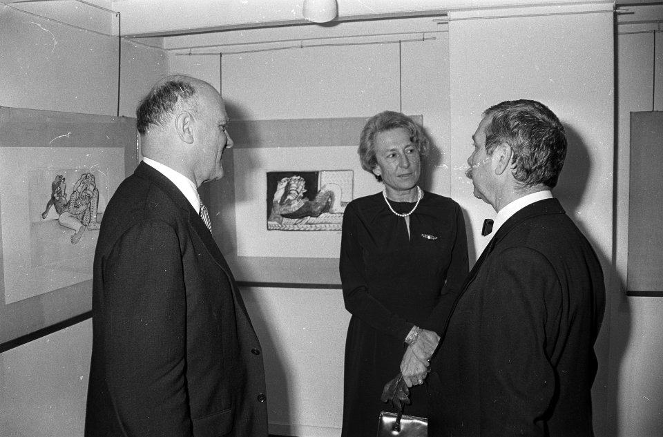 Duitse ambassadeur en echtgenote opende expositie in Galerie DEendt , rechts Wil, Bestanddeelnr 920-7617