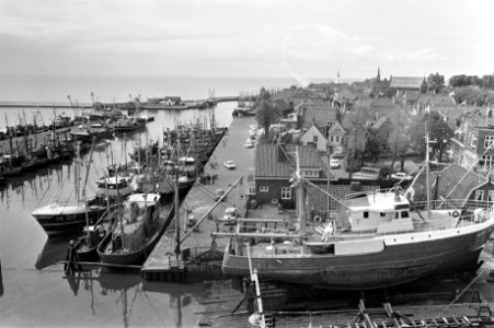 Duizend jaar Urk. Overzicht haven en het oude dorp, Bestanddeelnr 921-3657