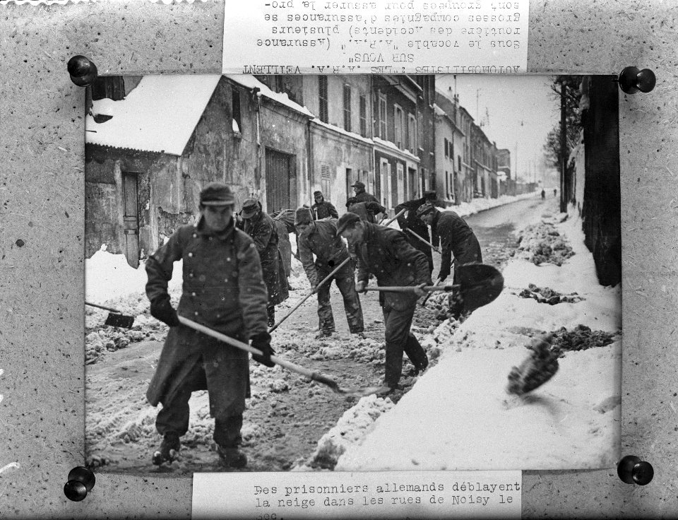Duitsers ruimen sneeuw in Frankrijk, Bestanddeelnr 901-5509