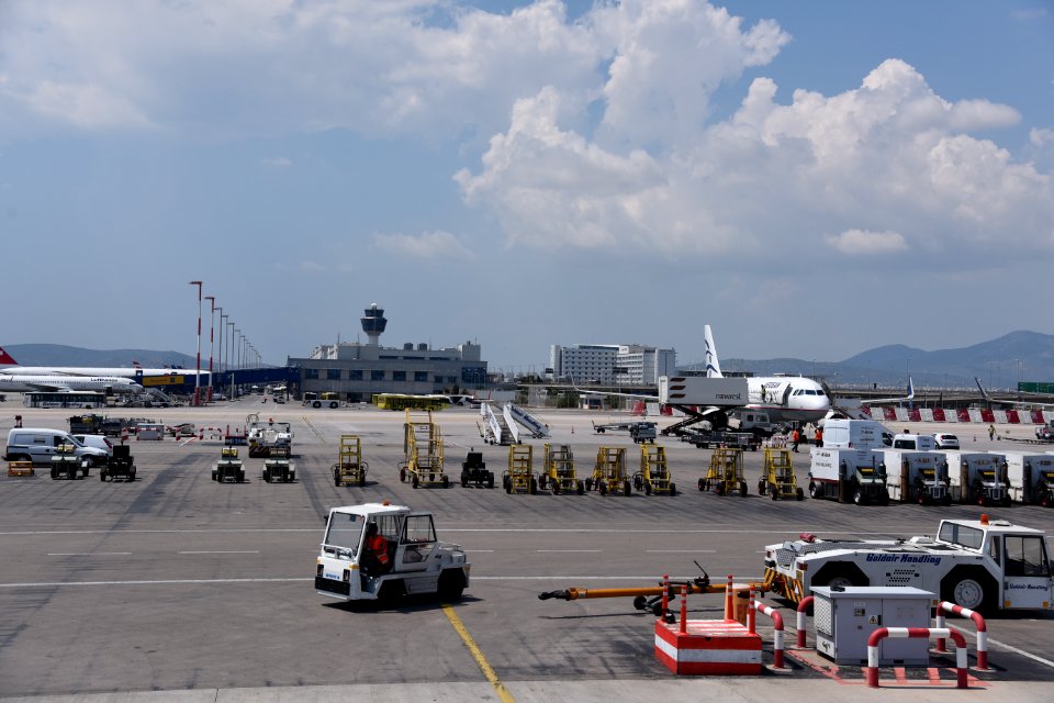 DSC 2798 athens airport july 2018