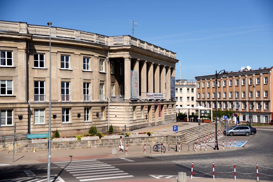 DSC 6312 August 2019 in Bialystok Dom Partii Independent Students' Association Square