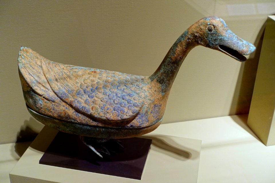 Duck-shaped censer, China, Han dynasty, 2nd century BC to 2nd century AD, bronze - Portland Art Museum - Portland, Oregon - DSC08611