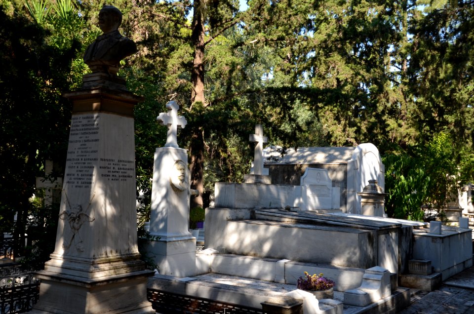 DSC-0018-athens-first-cemetery-august-2017