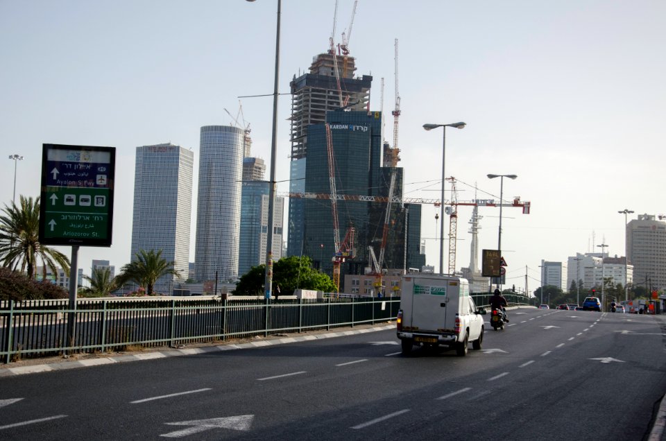 DSC-0014-may-2016-begin-road-tel-aviv