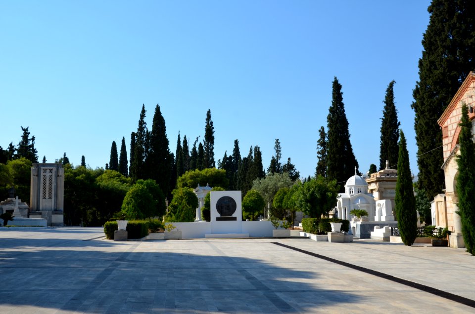 DSC-0002-athens-first-cemetery-august-2017