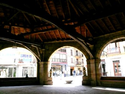 Durango - Iglesia de Santa María de Uribarri, exteriores 21