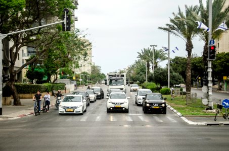 DSC-0052-view-towards-pinkas-street-from-namir-road-april-2016