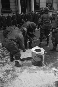 Dutch civil defence exercises oefeningen burger bescherming, Bestanddeelnr 935-2223