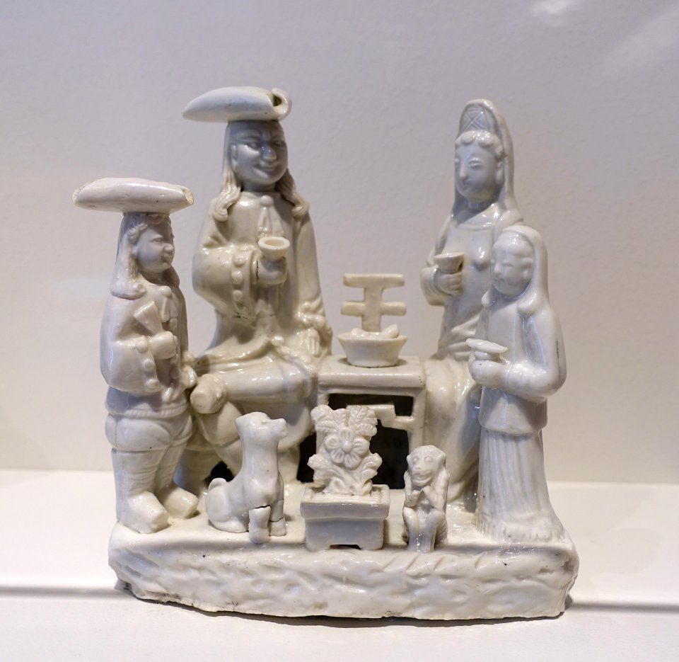Dutch family, Dehua ware, China, Qing dynasty, 1700-1720, porcelain - John and Mable Ringling Museum of Art - Sarasota, FL - DSC00684