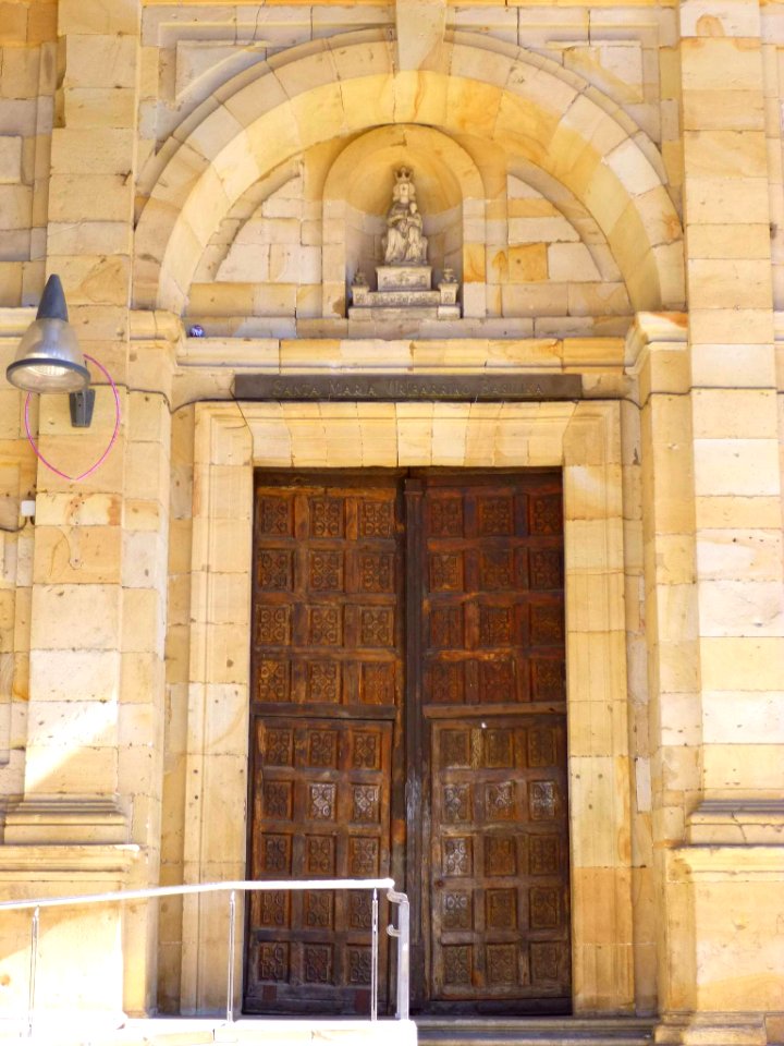 Durango - Iglesia de Santa María de Uribarri, exteriores 17