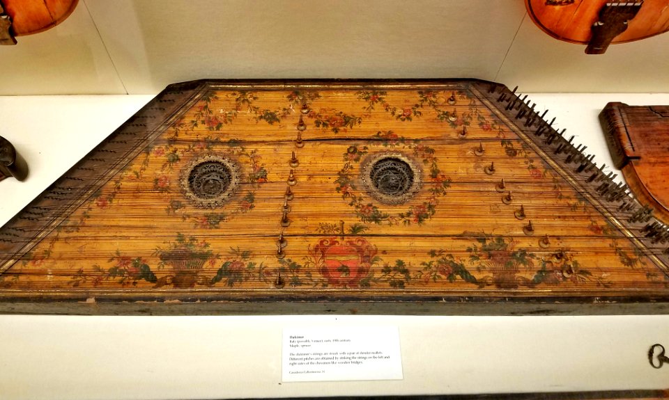 Dulcimer, Italy, possibly Venice, early 1800s, maple, spruce - Casadesus Collection of Historic Musical Instruments - Boston Symphony Orchestra - 20190927 125223