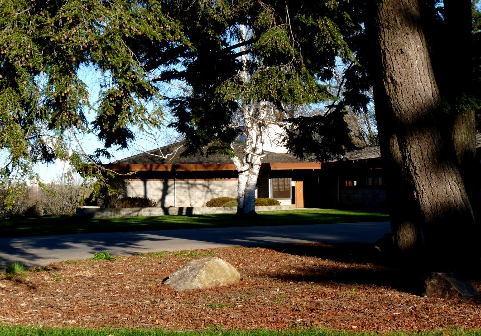 Duey and Julia Wright House