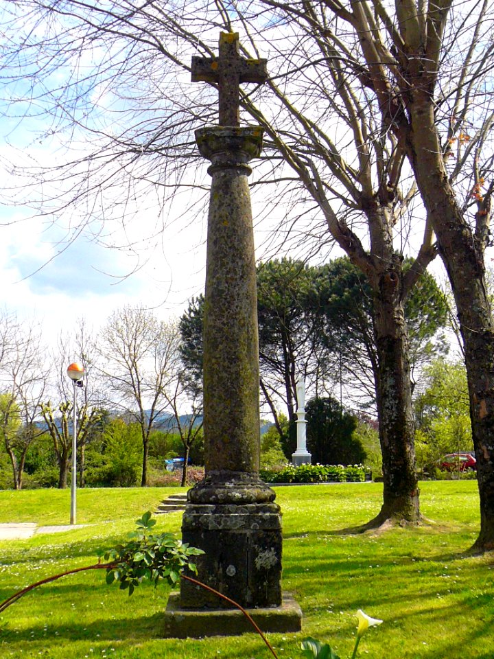 Durango - Parque junto a la parroquia de San Fausto 5