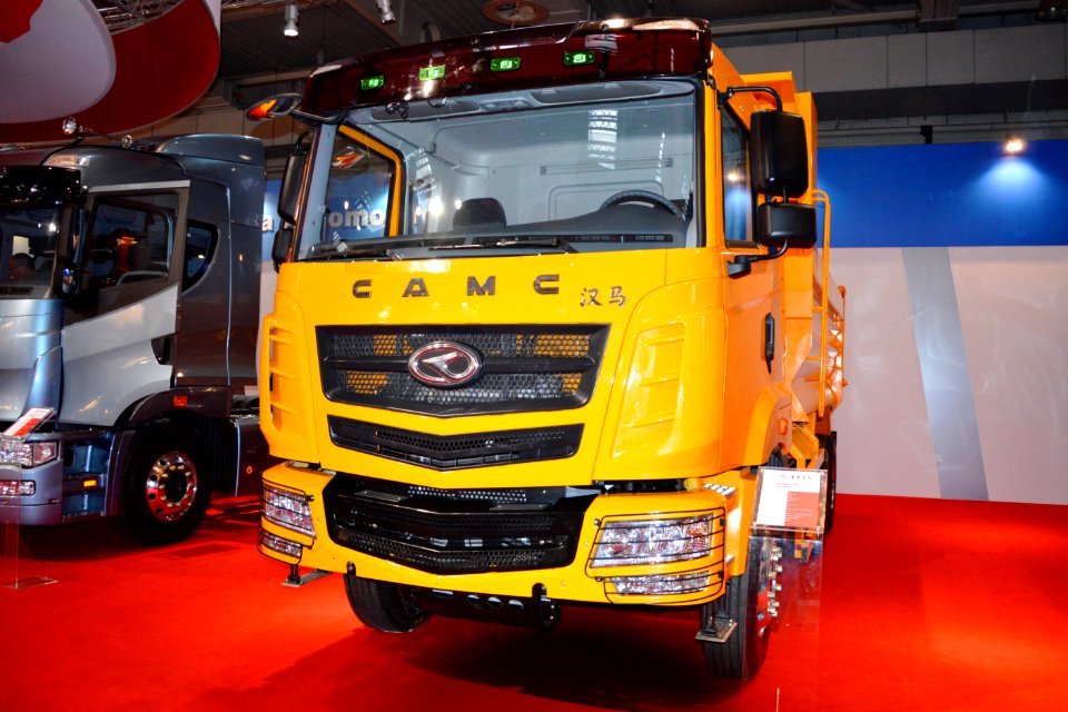 Dump truck CAMC H08. Spielvogel 3