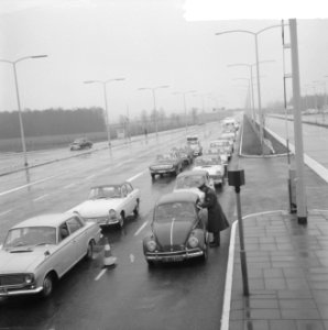 Duitse invasie begonnen, drukte bij de grenspost Bergh, Bestanddeelnr 917-6548