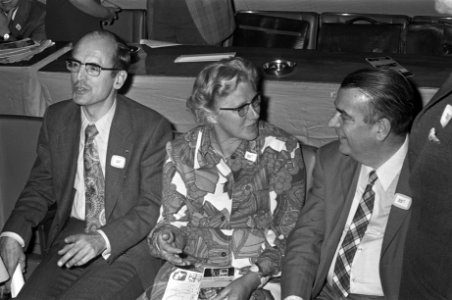 DS70-congres in Zeist, v.l.n.r. fractieleider Berger, ex-minister De Brauw , ex-, Bestanddeelnr 925-9496