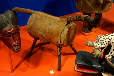 Drums, Senufo - Glenbow Museum - DSC00287