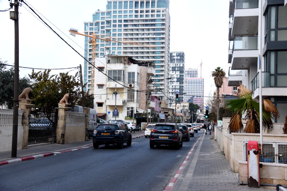 DSC-1706-hayarkon-st-tel-aviv-2018