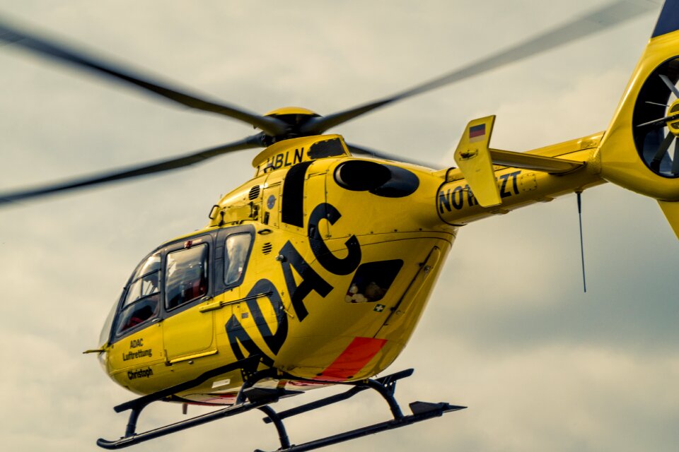 Air rescue use doctor on call