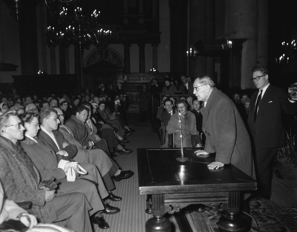 Ds Martin Niemoller (in Westerkerk Amsterdam), Bestanddeelnr 910-1017