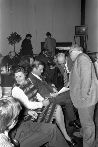DS70 verkiezingsbijeenkomst in Krasnapolsky ivm uitslagen, Berger (tweede van, Bestanddeelnr 926-0612