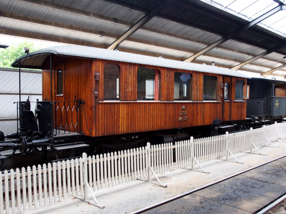 DSB Me 35 rail coach