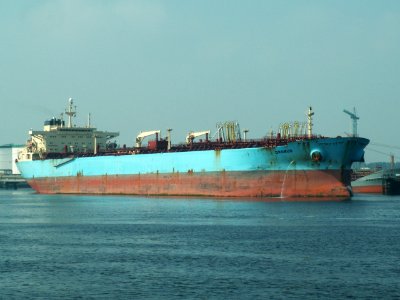 Dromus p3 IMO 9180920 at the '7e Petroleumhaven', Port of Rotterdam, Holland 23-Jul-2006