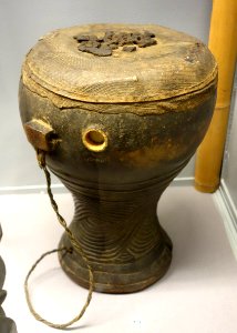 Drum - Luba - Royal Museum for Central Africa - DSC06147