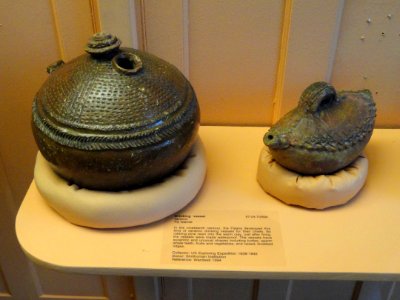 Drinking vessels, ceramic, Fiji Islands, collected 1838-1842 - Pacific collection - Peabody Museum, Harvard University - DSC05764