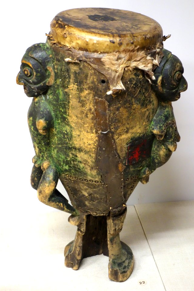 Drum - Royal Museum for Central Africa - DSC07007