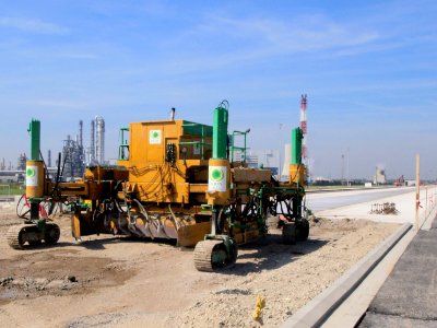 Drion 2500 concrete paver p1