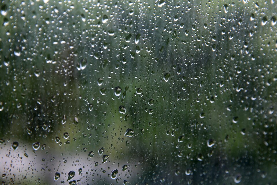 Rain beads glass rain color