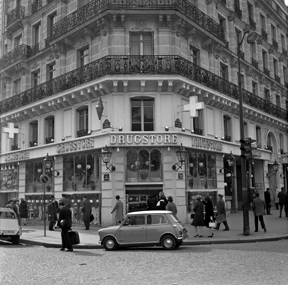 Drogisterij in Saint-Germain-des-Prés, Bestanddeelnr 254-0636