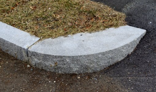 Driveway curbstone - Arlington, MA - DSC08470